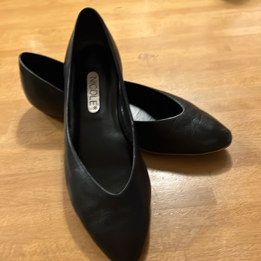 Black flats 9.5 M